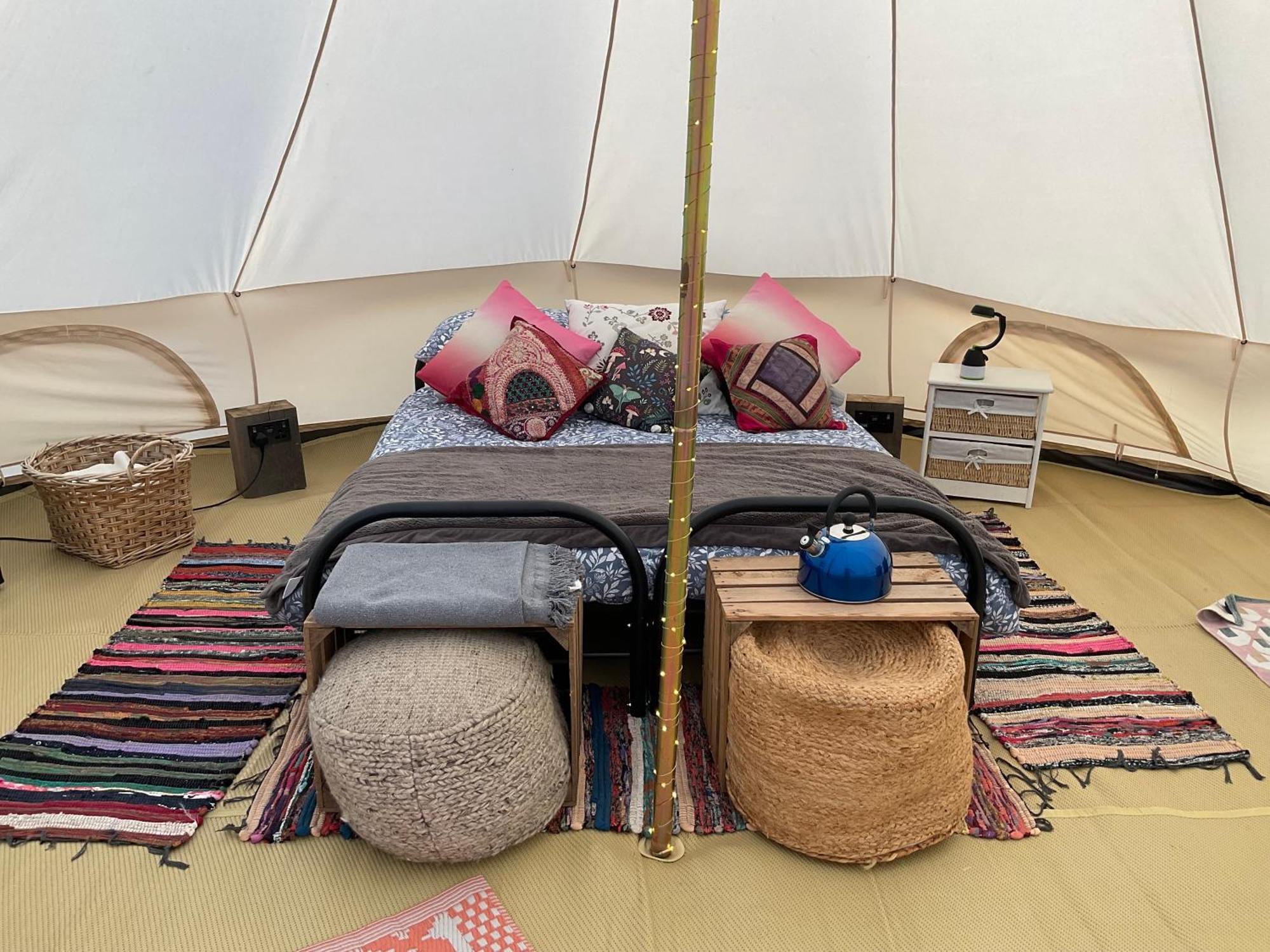 Glamping Meadow Bell Tent Stithians Екстериор снимка